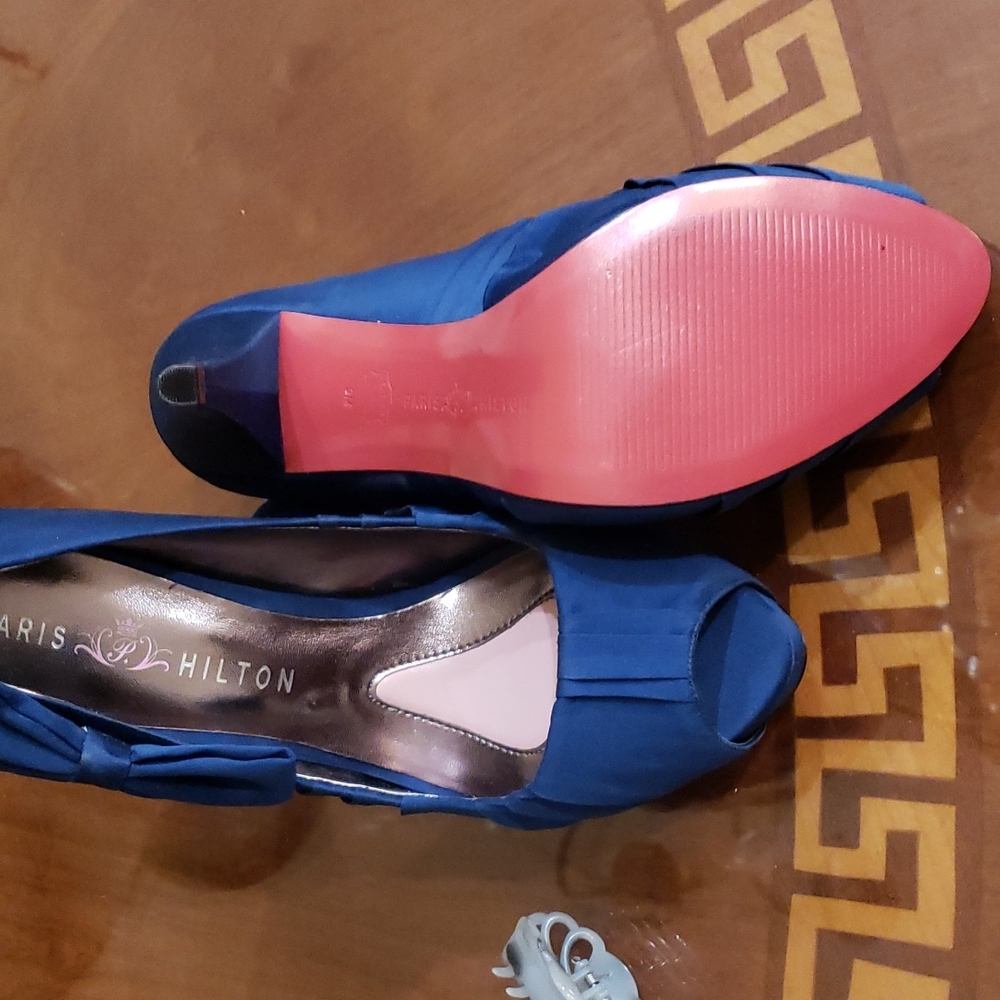 Beautiful royal blue shoes brand new never used - Picture 7 of 8